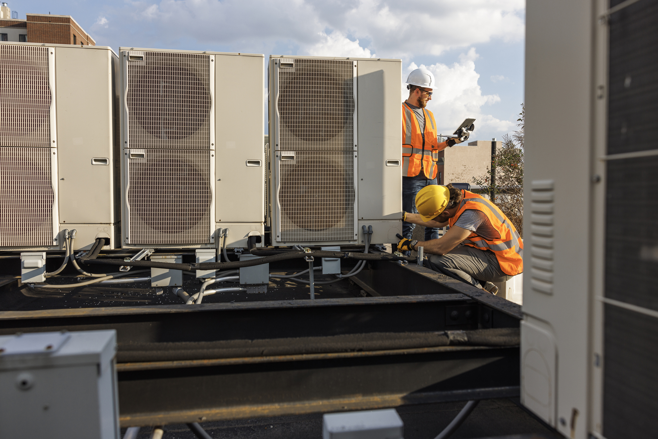 The Critical Role of HVAC Contractors in Commercial AC Services